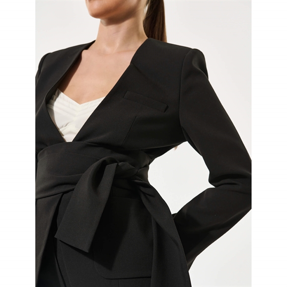 Dea Kudibal MeridaDEA Blazer, Sort